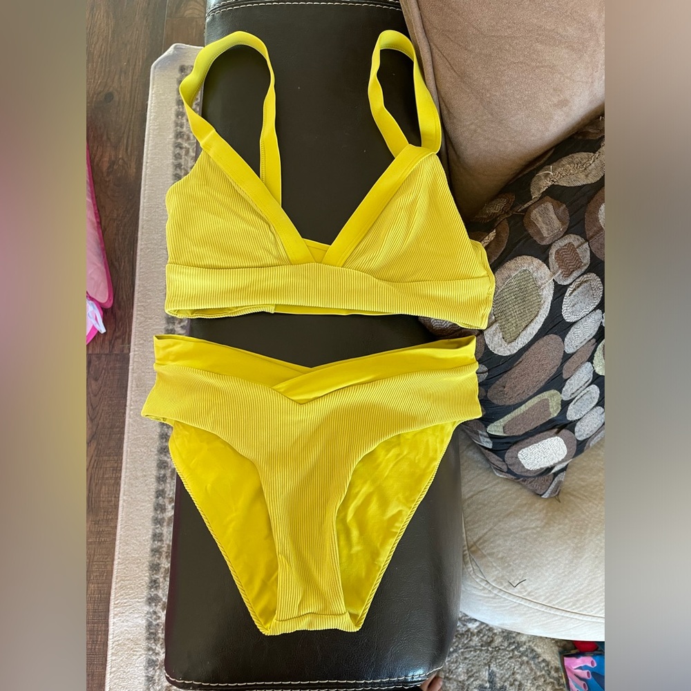 LSpace size small bikini